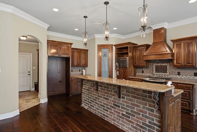 1207 Metairie Lane, Bossier City, LA 71111