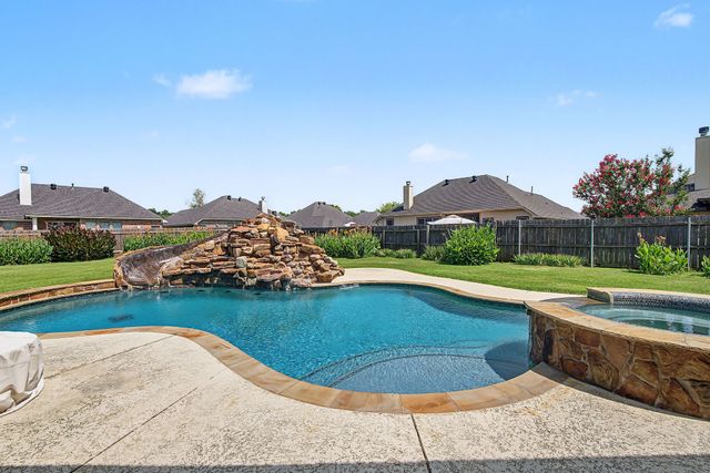 1207 Metairie Lane, Bossier City, LA 71111