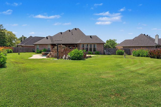 1207 Metairie Lane, Bossier City, LA 71111