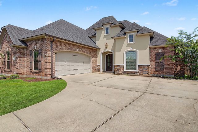 1207 Metairie Lane, Bossier City, LA 71111