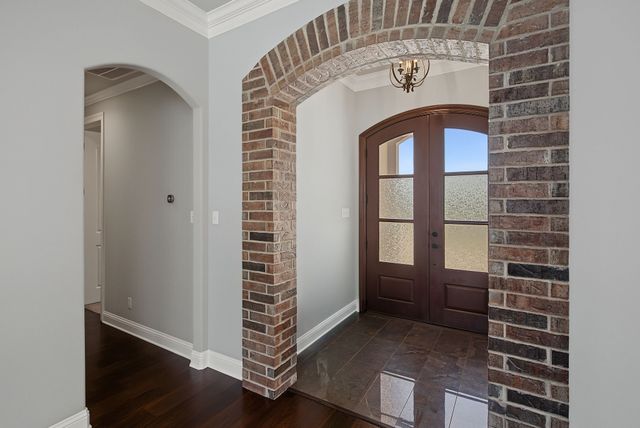 1207 Metairie Lane, Bossier City, LA 71111