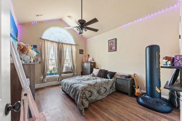1066 Englemann Oak Dr., Myrtle Beach, SC 29579