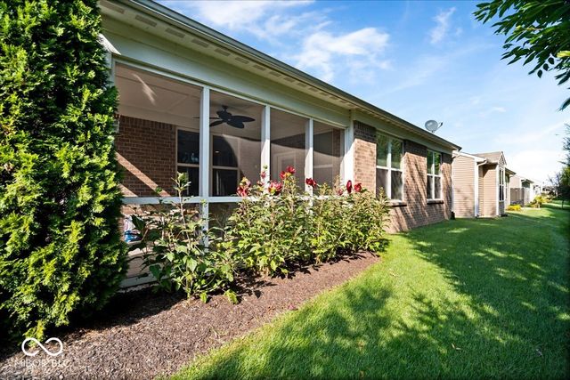 16127 Loire Valley Drive, Fishers, IN 46037