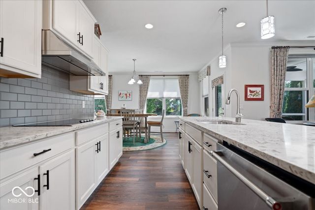 16127 Loire Valley Drive, Fishers, IN 46037