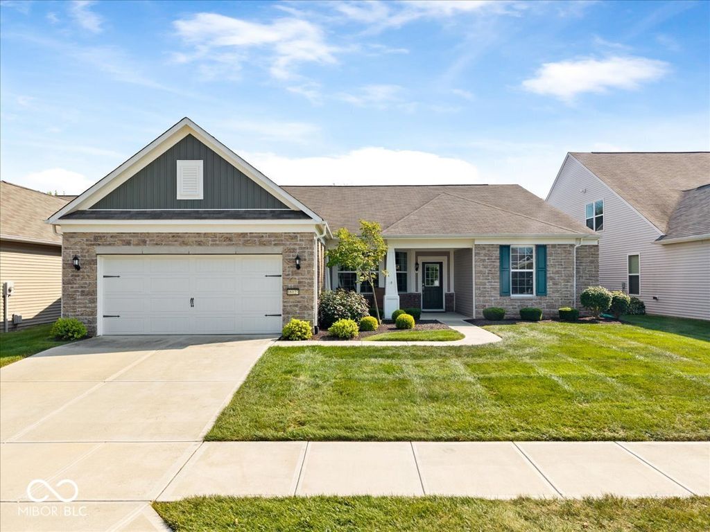 16127 Loire Valley Drive, Fishers, IN 46037