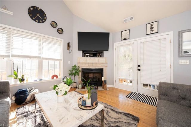 6648 Springfield Village Lane, Clemmons, NC 27012