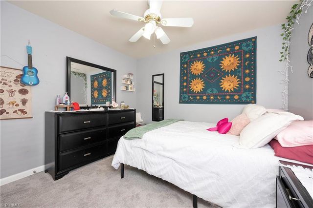 6648 Springfield Village Lane, Clemmons, NC 27012