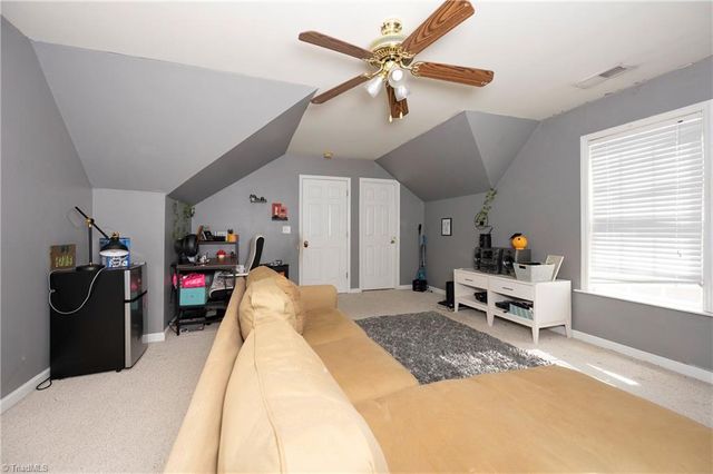 6648 Springfield Village Lane, Clemmons, NC 27012