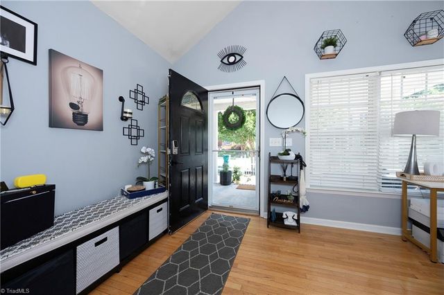 6648 Springfield Village Lane, Clemmons, NC 27012