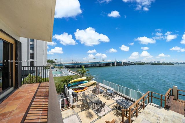 7845 NE Bayshore Ct 10, Miami, FL 33138