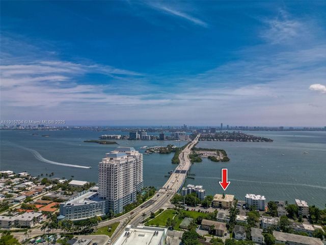 7845 NE Bayshore Ct 10, Miami, FL 33138