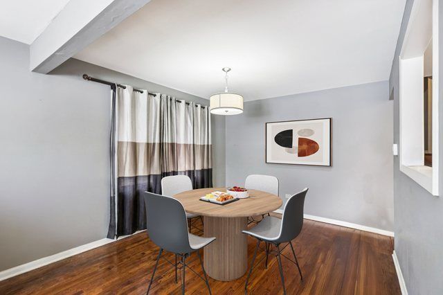 14832 Clifton Park Avenue, Midlothian, IL 60445