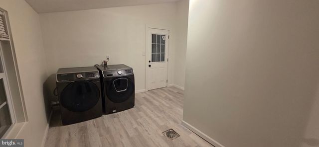 173 S WOLF ST, Manheim, PA 17545