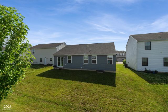 356 Traditions Pass, Greenwood, IN 46143