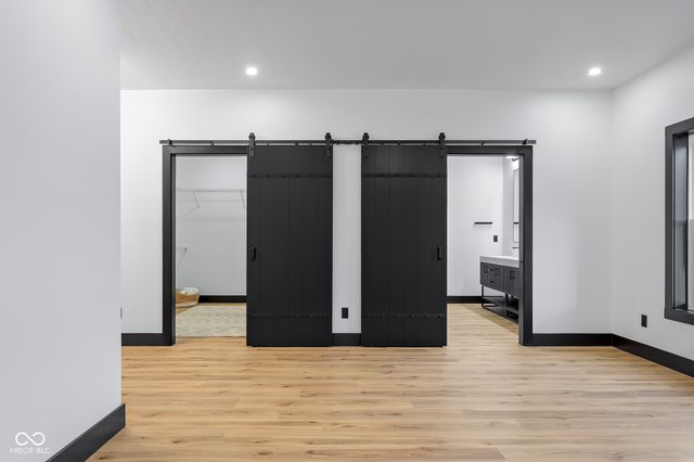 8615 S 150 W, Columbus, IN 47201