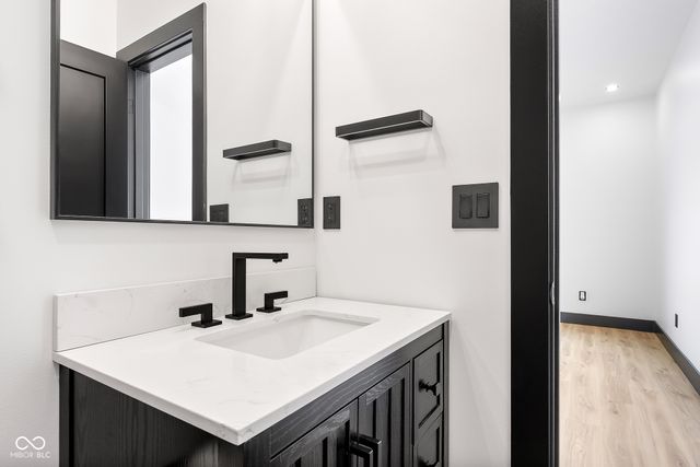 8615 S 150 W, Columbus, IN 47201