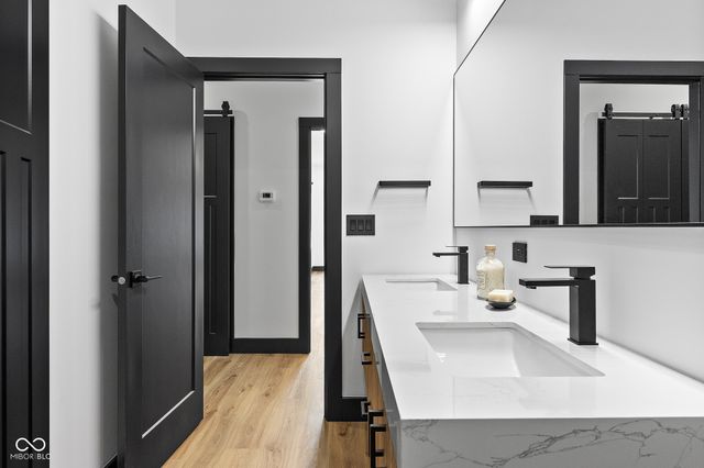 8615 S 150 W, Columbus, IN 47201