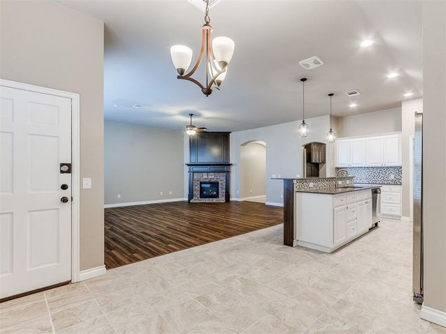 18820 Vea Drive, Edmond, OK 73012