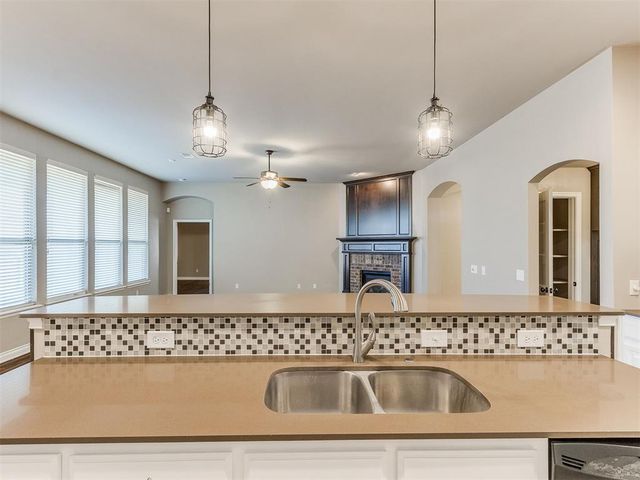 18820 Vea Drive, Edmond, OK 73012