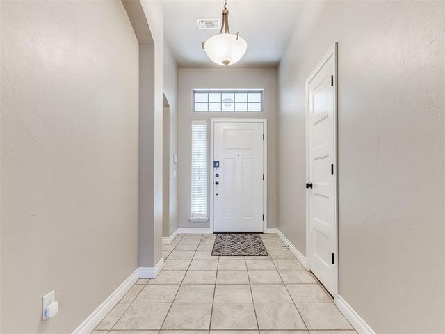 18820 Vea Drive, Edmond, OK 73012