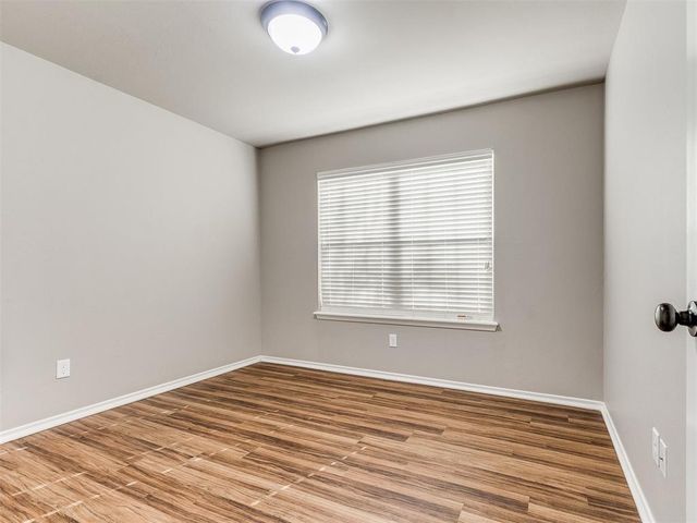 18820 Vea Drive, Edmond, OK 73012