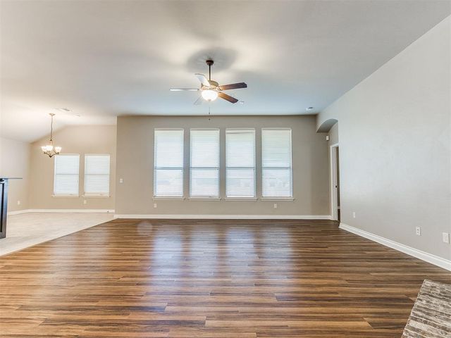 18820 Vea Drive, Edmond, OK 73012