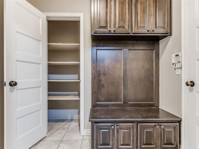 18820 Vea Drive, Edmond, OK 73012