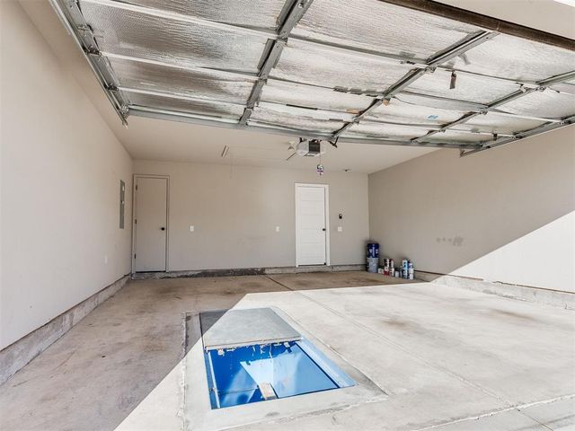 18820 Vea Drive, Edmond, OK 73012