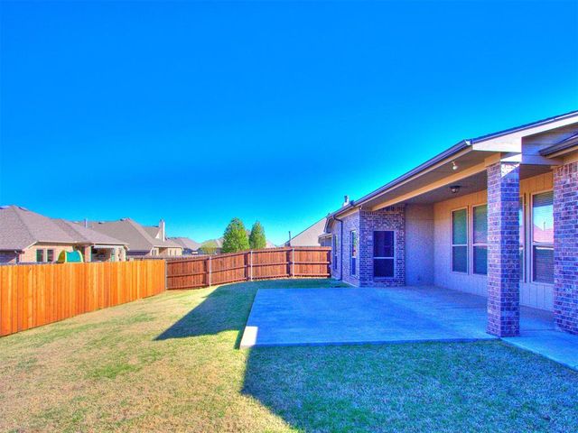 18820 Vea Drive, Edmond, OK 73012