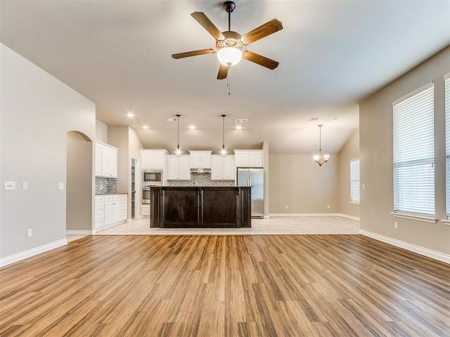 18820 Vea Drive, Edmond, OK 73012