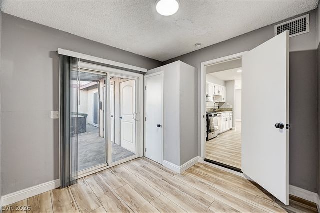 3957 Torsby Place, Las Vegas, NV 89119