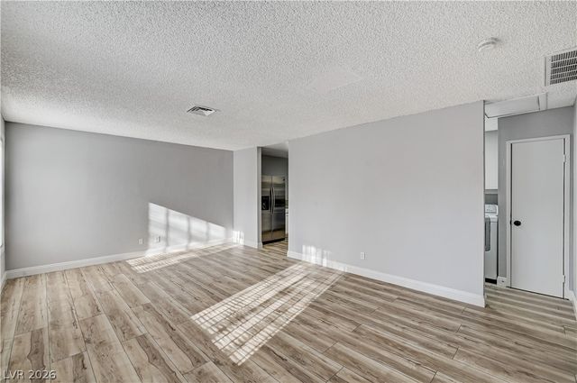 3957 Torsby Place, Las Vegas, NV 89119