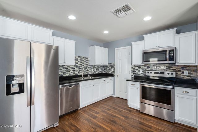 4614 W LEMON Avenue, Coolidge, AZ 85128