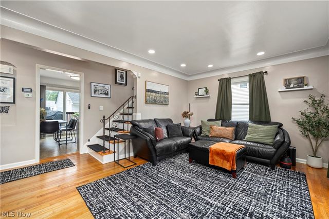 5220 Nan Linn Drive, Willoughby, OH 44094