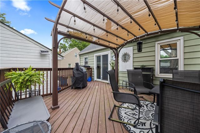 5220 Nan Linn Drive, Willoughby, OH 44094