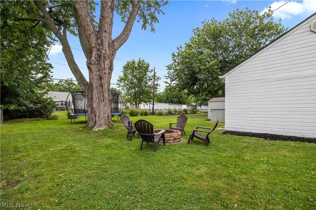 5220 Nan Linn Drive, Willoughby, OH 44094