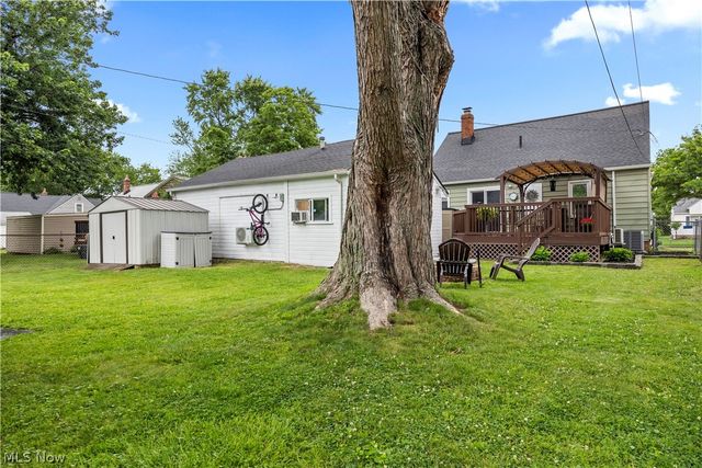 5220 Nan Linn Drive, Willoughby, OH 44094