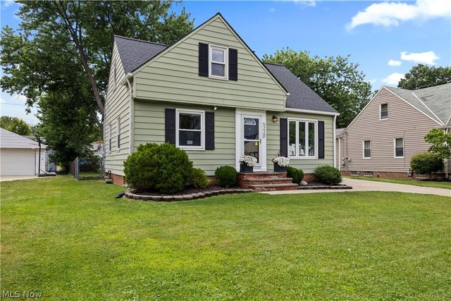 5220 Nan Linn Drive, Willoughby, OH 44094