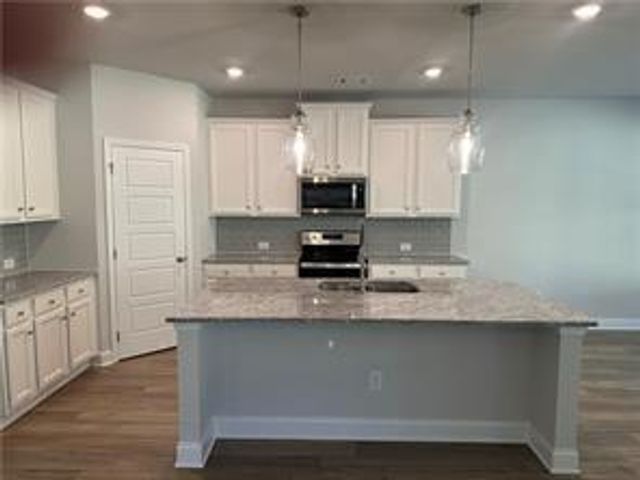 5345 Fox Hill Lane, Oakwood, GA 30566