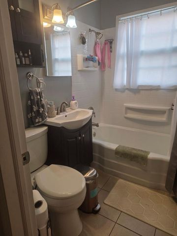 4616 32nd AVENUE, Kenosha, WI 53144