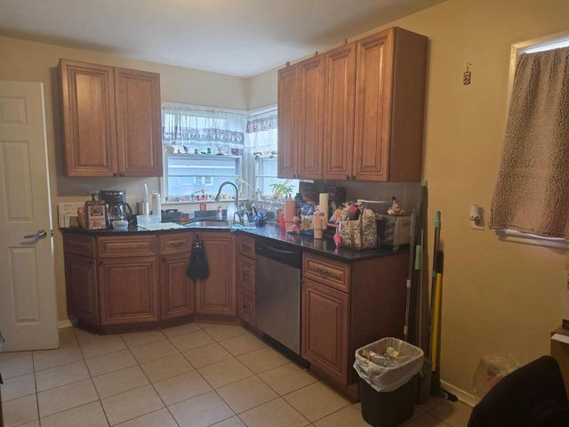 4616 32nd AVENUE, Kenosha, WI 53144