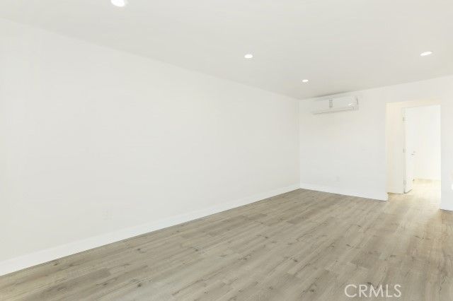 6745 Laurel Canyon 202, North Hollywood, CA 91606