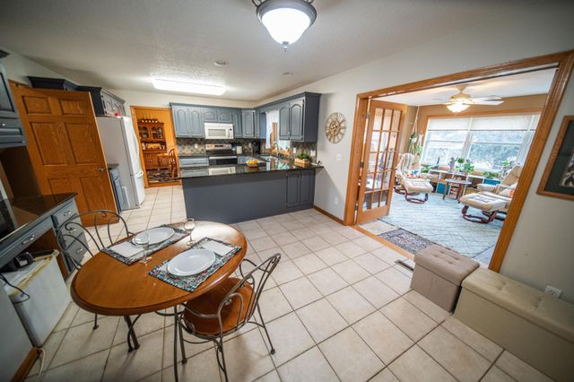 1002 Yorkshire Lane NW, Rochester, MN 55901