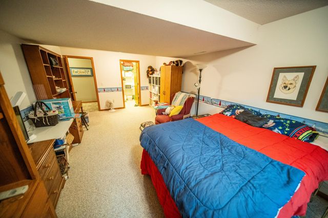 1002 Yorkshire Lane NW, Rochester, MN 55901