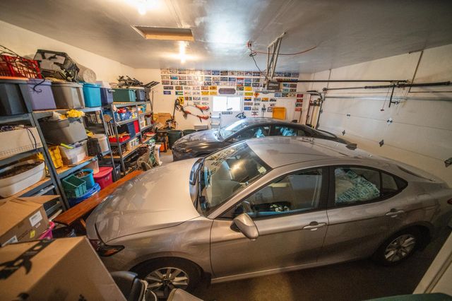 1002 Yorkshire Lane NW, Rochester, MN 55901