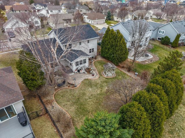 1002 Yorkshire Lane NW, Rochester, MN 55901