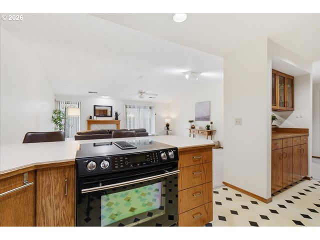3300 Ne 164TH St D2, Ridgefield, WA 98642