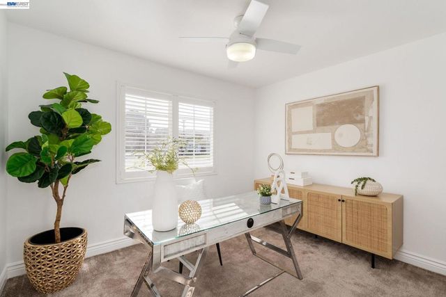 8617 Briarwood Ln, Dublin, CA 94568