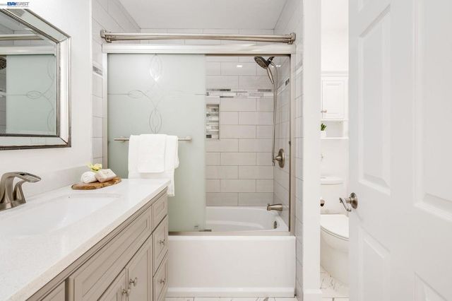 8617 Briarwood Ln, Dublin, CA 94568