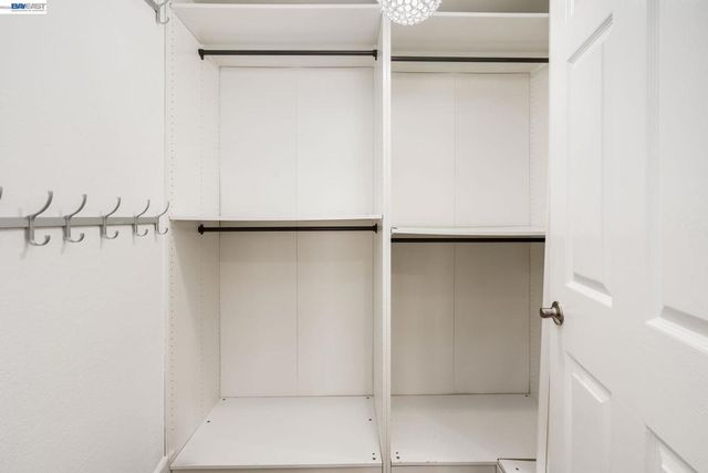 8617 Briarwood Ln, Dublin, CA 94568